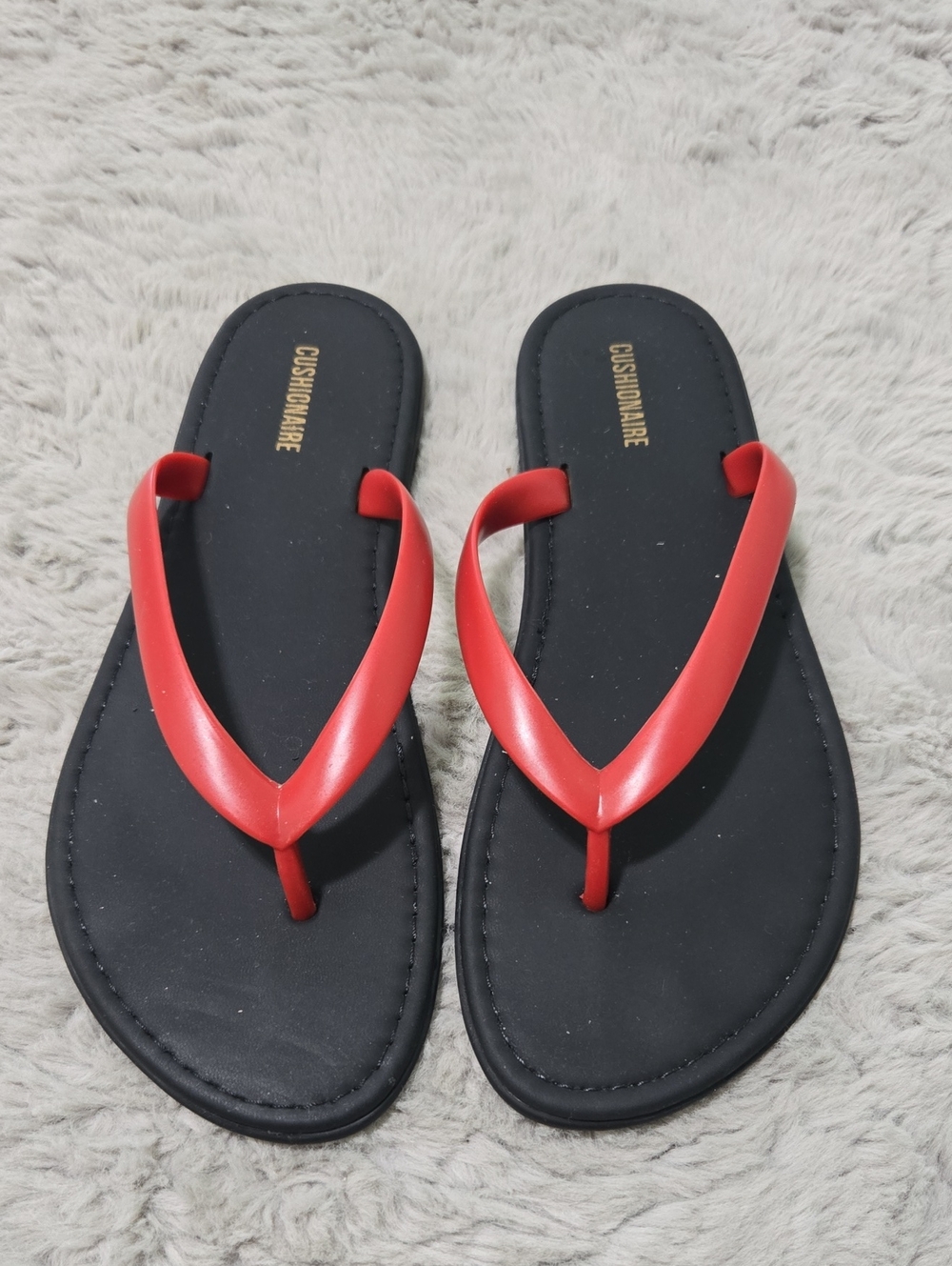 Cushionaire black red thongs flipflops size 8